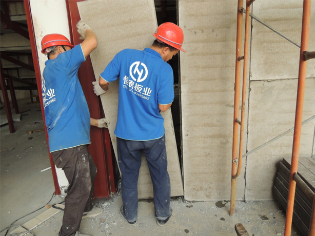 恒德板業(yè)隔墻板安裝